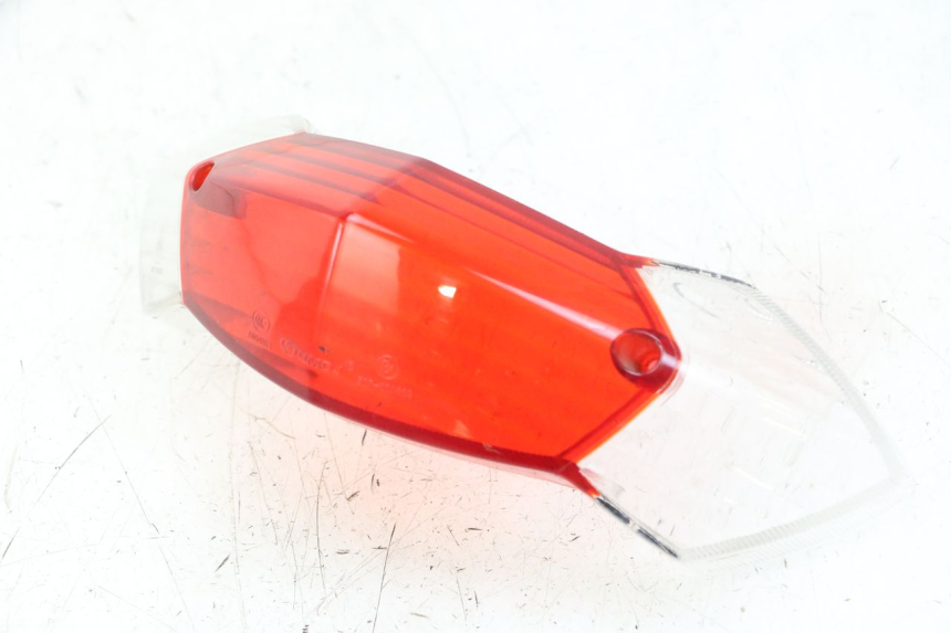 photo de TAIL LIGHT LENSE PEUGEOT KISBEE 4T 50 (2018 - 2022)