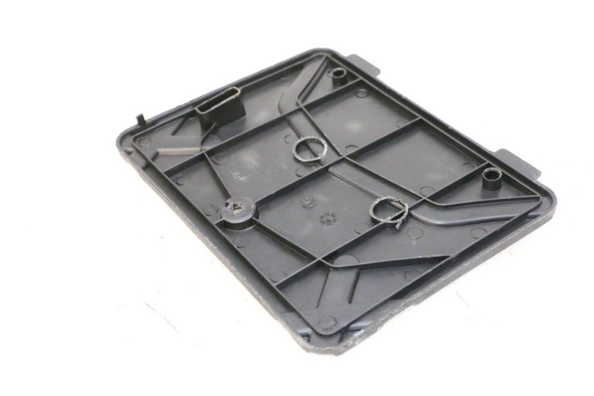 photo de BATTERY COVER KYMCO AGILITY 4T 50 (2005 - 2018)