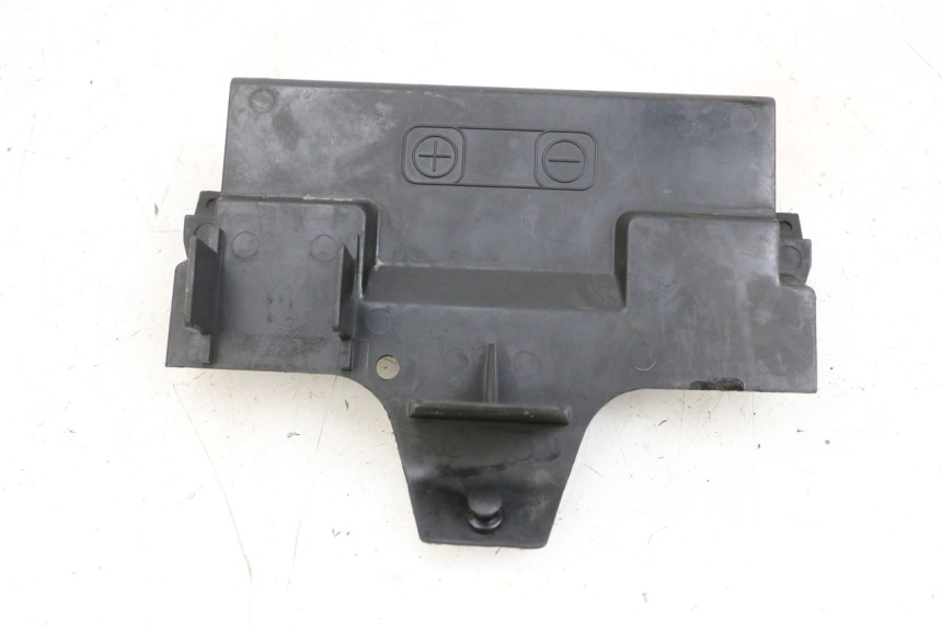 photo de BATTERY COVER SUZUKI BURGMAN 650 (2013 - 2020)