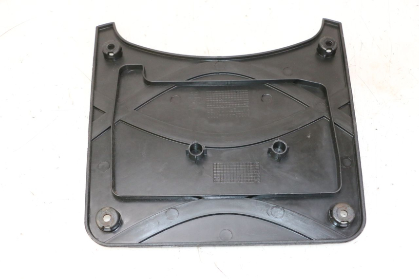 photo de BATTERY COVER SYM CROX 4T 50 (2016 - 2023) - Alternative perspective