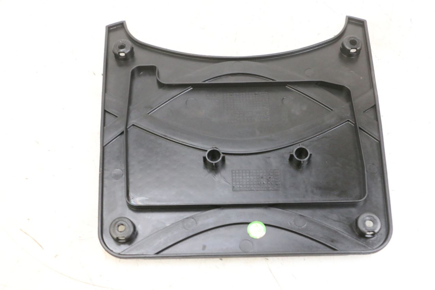 photo de BATTERY COVER SYM CROX 4T 50 (2016 - 2023) - Component detail