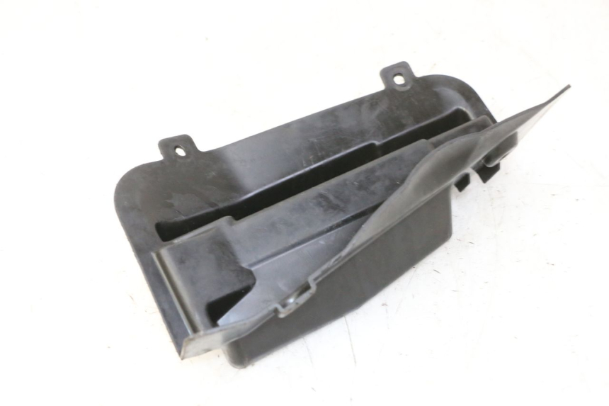 photo de BATTERY COVER HONDA FES S-WING SWING ABS 125 (2007 - 2015)
