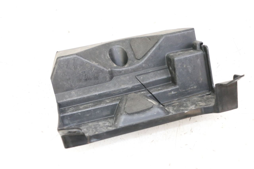 photo de BATTERY COVER HONDA FORZA ABS 300 (2013 - 2019)