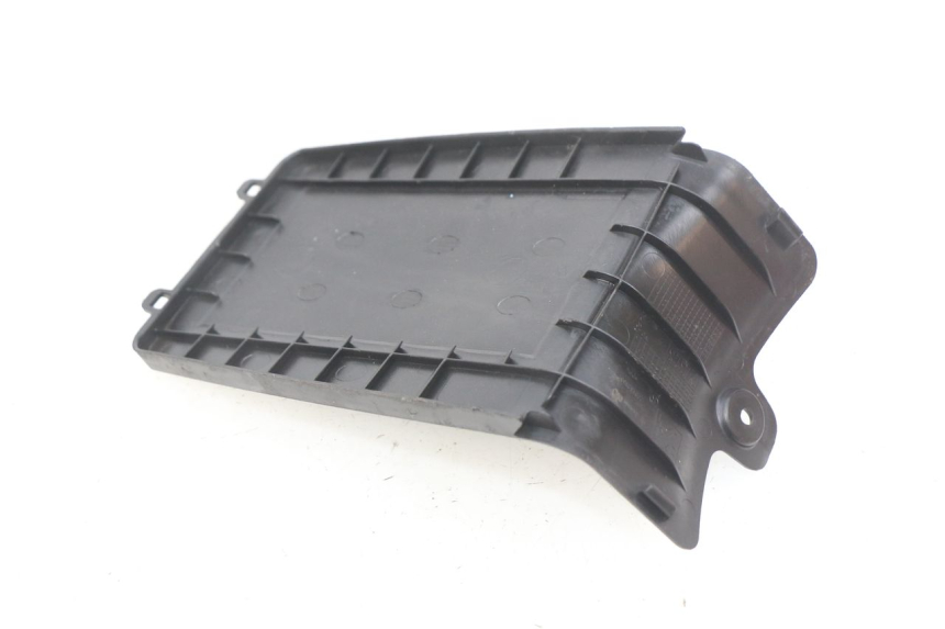 photo de BATTERY COVER PEUGEOT KISBEE 4T 50 (2018 - 2022)