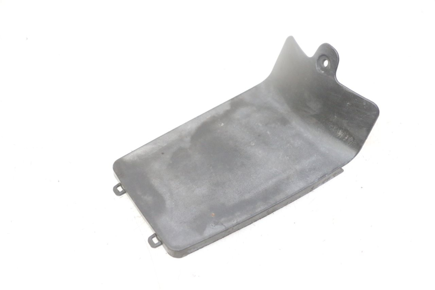 photo de BATTERY COVER PEUGEOT KISBEE 4T 50 (2018 - 2022)