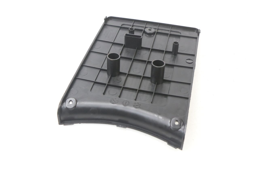 photo de BATTERY COVER KYMCO LIKE 2T 50 (2009 - 2018) - Component detail