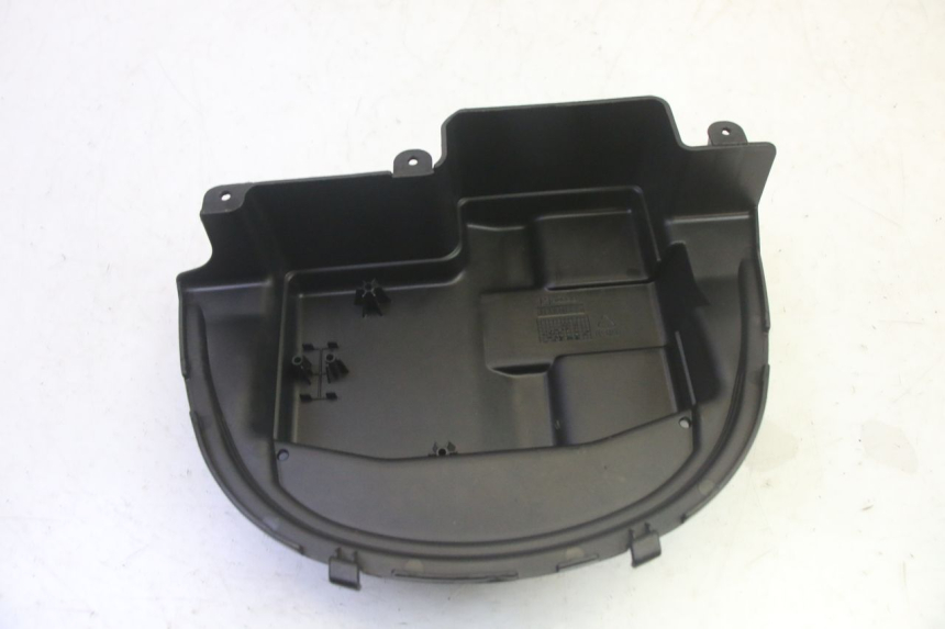 photo de BATTERY COVER PIAGGIO MP3 HPE 350 (2018 - 2020) - Alternative perspective