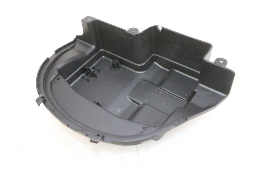 photo de BATTERY COVER PIAGGIO MP3 500 (2016 - 2018) - Zoom on usage condition