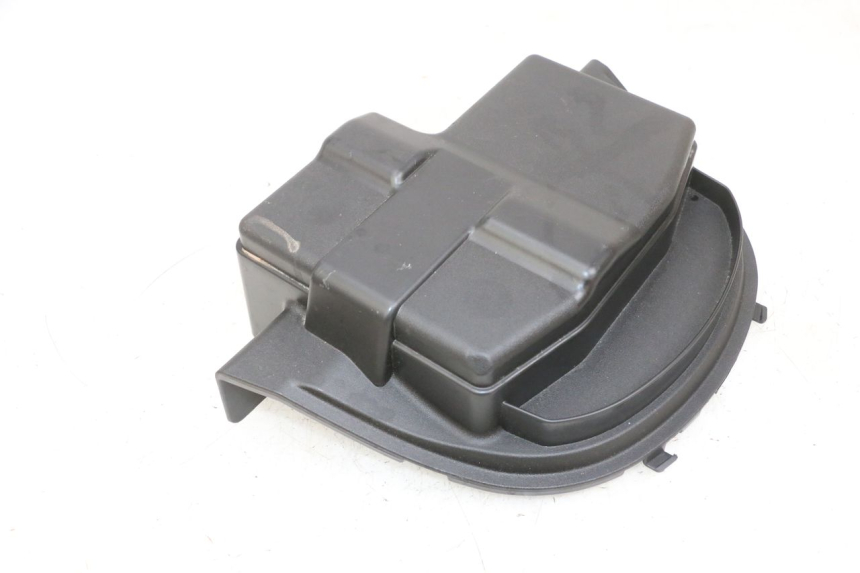 photo de BATTERY COVER PIAGGIO MP3 500 (2016 - 2018) - Technical close-up