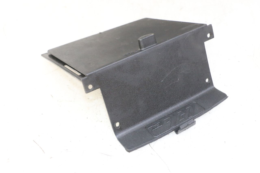 photo de BATTERY COVER KYMCO LIKE 4T 50 (2019 - 2025)