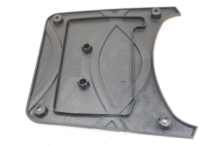 photo de BATTERY COVER SYM ORBIT 50 (2008 - 2010)