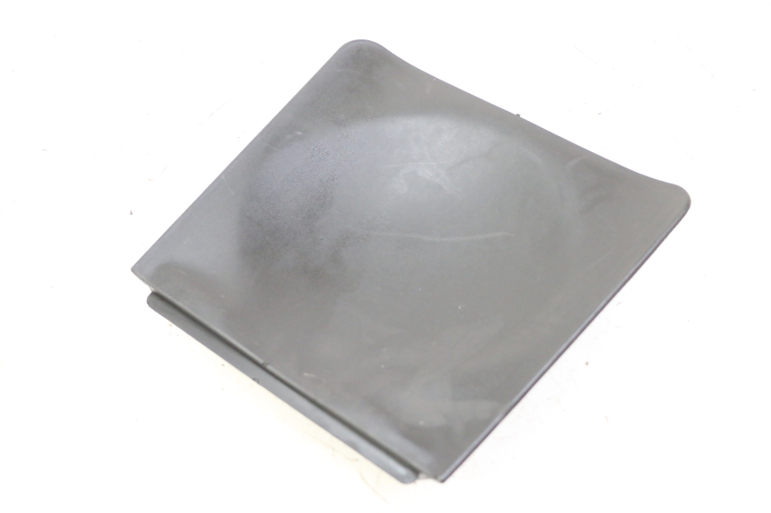 photo de BATTERY COVER PEUGEOT CITYSTAR 125 (2011 - 2017)