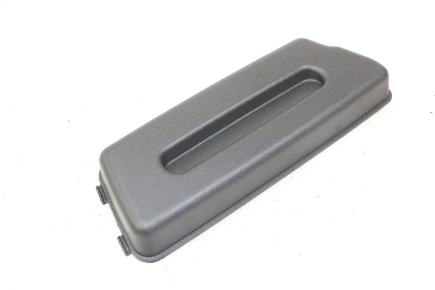 photo de BATTERY COVER PIAGGIO FLY 2T 50 (2004 - 2017)