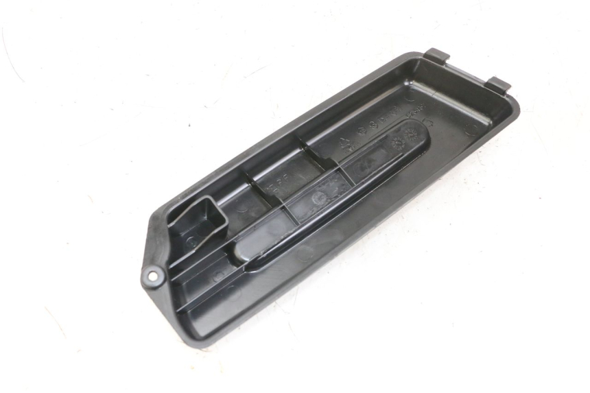 photo de BATTERY COVER PIAGGIO FLY 2T 50 (2004 - 2017)