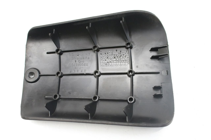 photo de BATTERY COVER PEUGEOT TKR TREKKER FURIOUS 50 (2005 - 2014)
