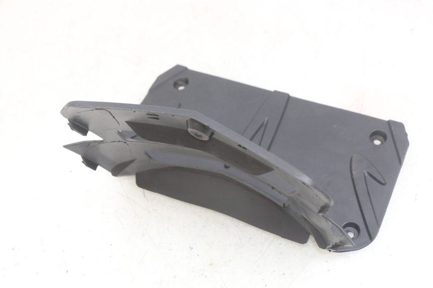 photo de BATTERY COVER PEUGEOT TWEET 125 (2018 - 2021)