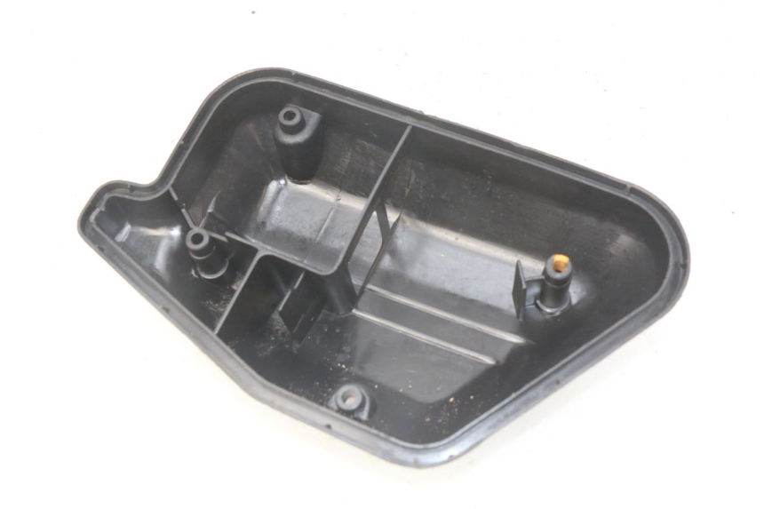photo de BOX FILTER COVER MBK BOOSTER SPIRIT 50 (1996 - 1999)