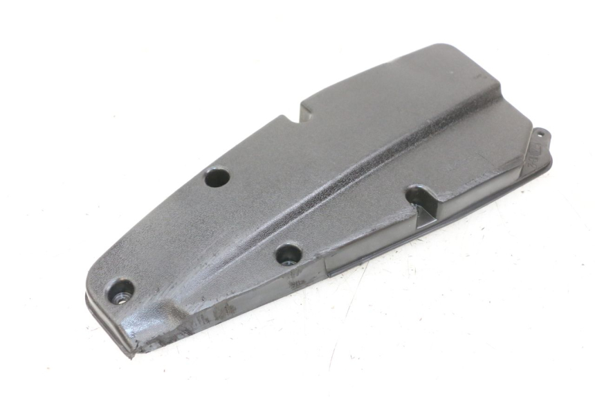 photo de BOX FILTER COVER GOES WIKI 125 (2010 - 2015) - Alternative perspective