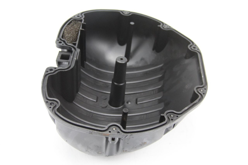 photo de BOX FILTER COVER SUZUKI GSR 600 (2005 - 2012)