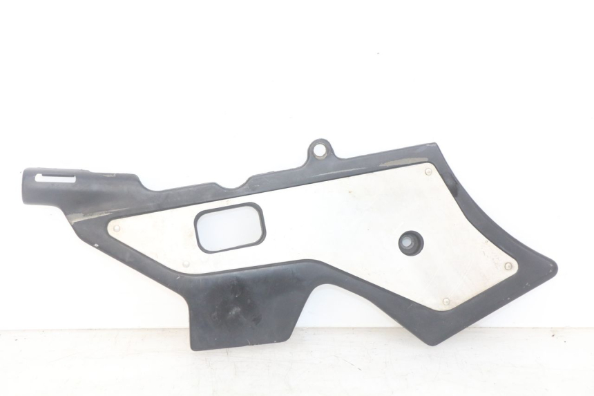 photo de RIGHT SIDE LATERAL FRAME COVER HONDA CBR F SC25 1000 (1989 - 1992)