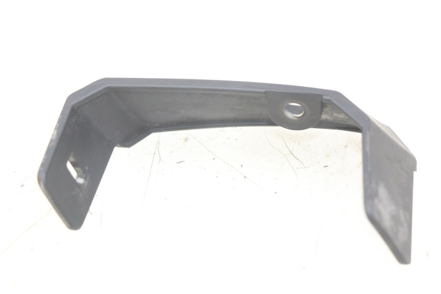 photo de RIGHT SIDE LATERAL FRAME COVER HONDA FJS SILVERWING SILVER WING 400 (2009 - 2016)