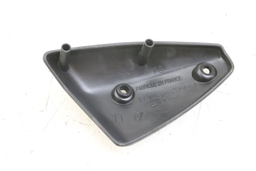 photo de RIGHT SIDE LATERAL FRAME COVER PEUGEOT TKR TREKKER FURIOUS 50 (2005 - 2014)