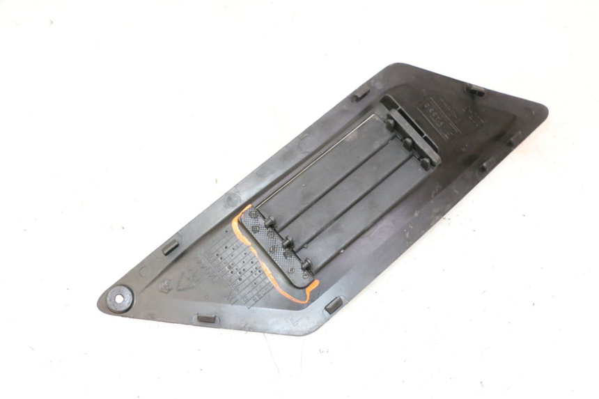 photo de RIGHT SIDE FRAME COVER GILERA RUNNER SP 50 (2009 - 2017)