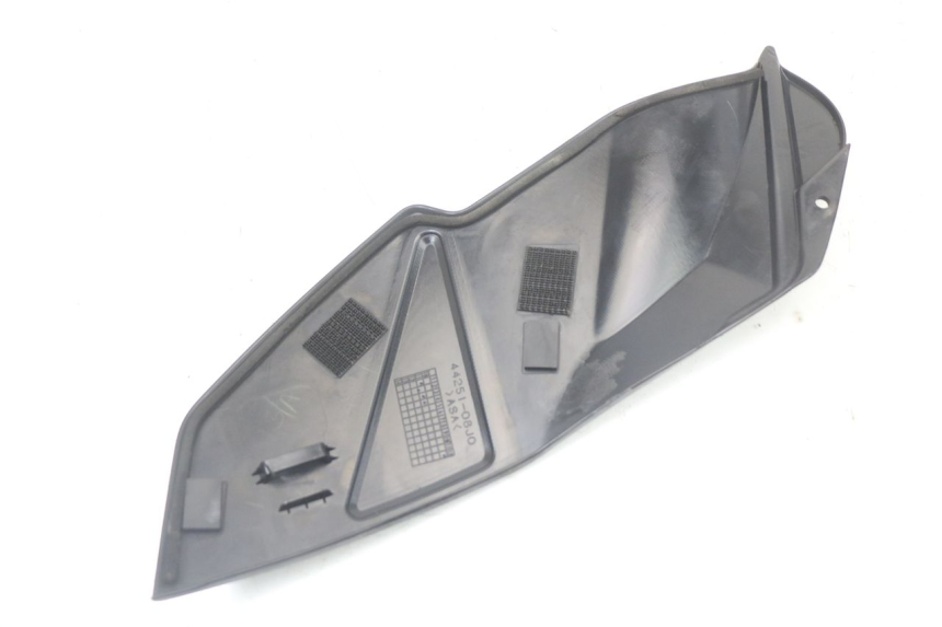 photo de RIGHT SIDE FRAME COVER SUZUKI GSR 750 (2011 - 2017)