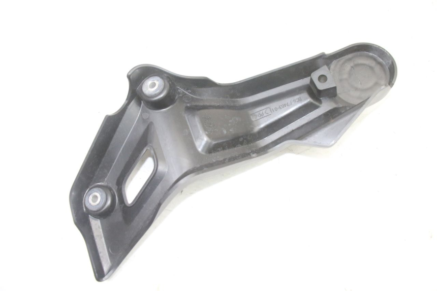 photo de RIGHT SIDE FRAME COVER YAMAHA TRACER 7 700 (2020 - 2024) - Alternative perspective