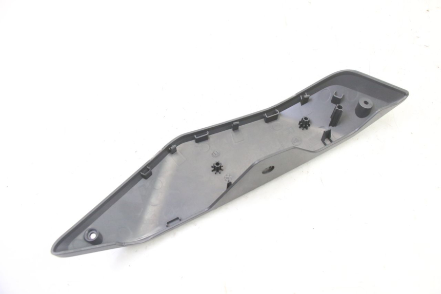 photo de RIGHT SIDE FRAME COVER SEGWAY NINEBOT ZT3 PRO 1