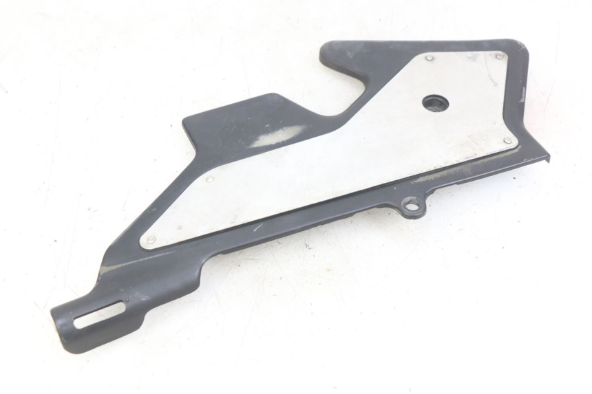 photo de LEFT SIDE LATERAL FRAME COVER HONDA CBR F SC25 1000 (1989 - 1992)