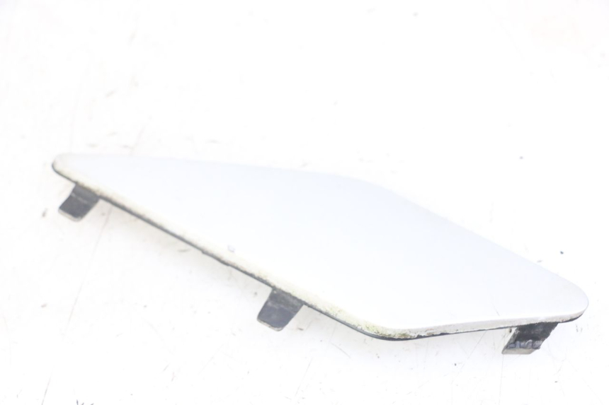 photo de LEFT SIDE FRAME COVER PEUGEOT SATELIS 125 (2013 - 2018)
