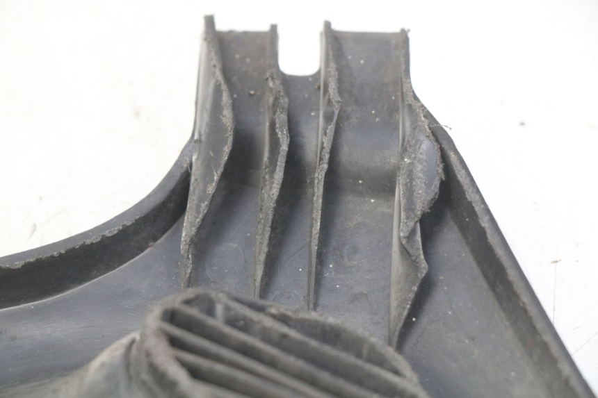 photo de LEFT SIDE FRAME COVER SUZUKI SV S 650 (1999 - 2002)