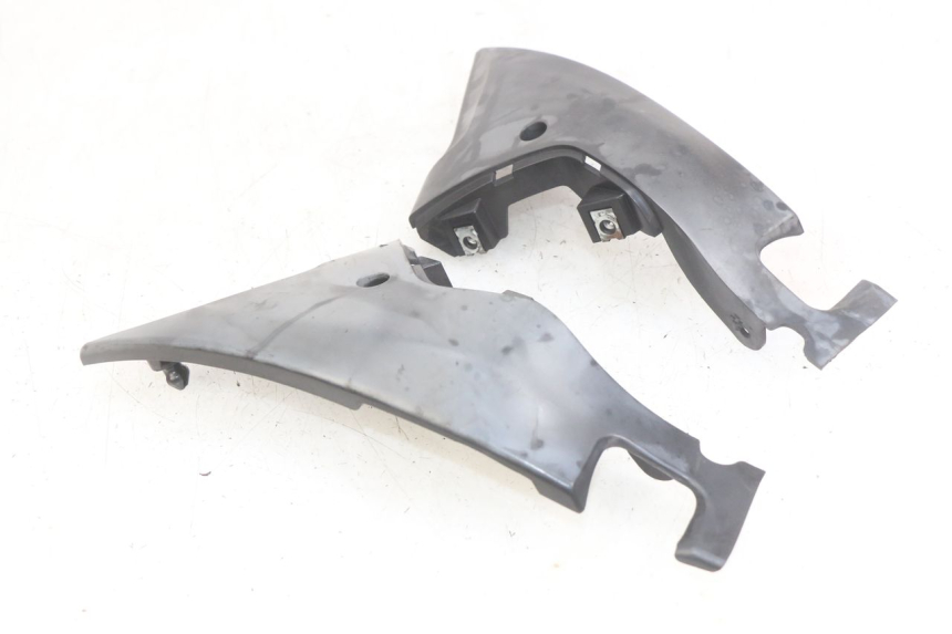 photo de SIDE FRAME COVER DAELIM VJ ROADWIN FI 125 (2008 - 2017)