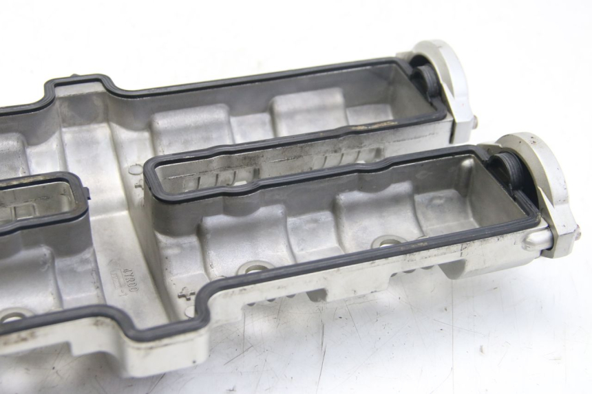 photo de VALVE COVER YAMAHA FZS FAZER 600 (2001 - 2003)