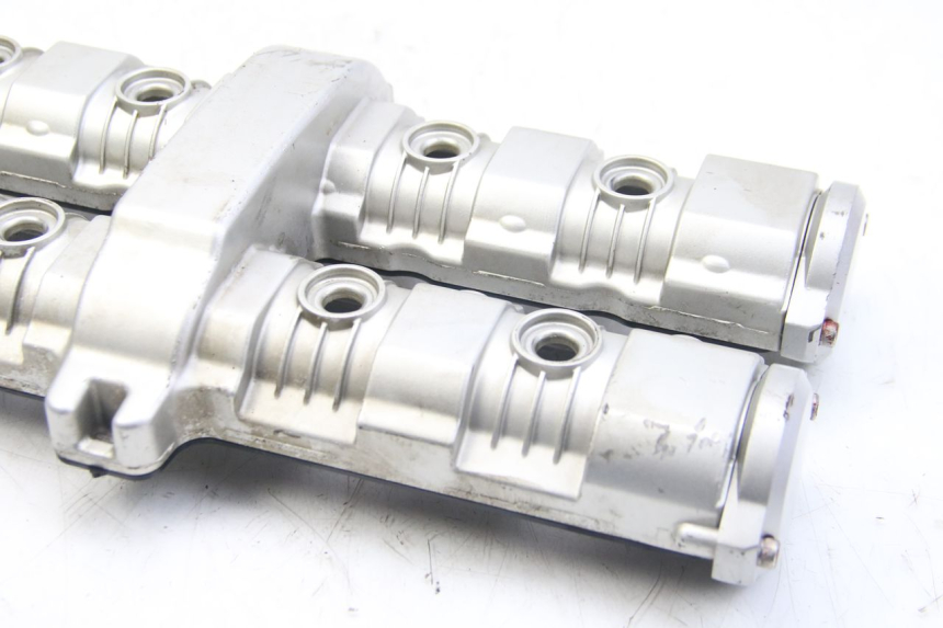 photo de VALVE COVER YAMAHA FZS FAZER 600 (2001 - 2003)