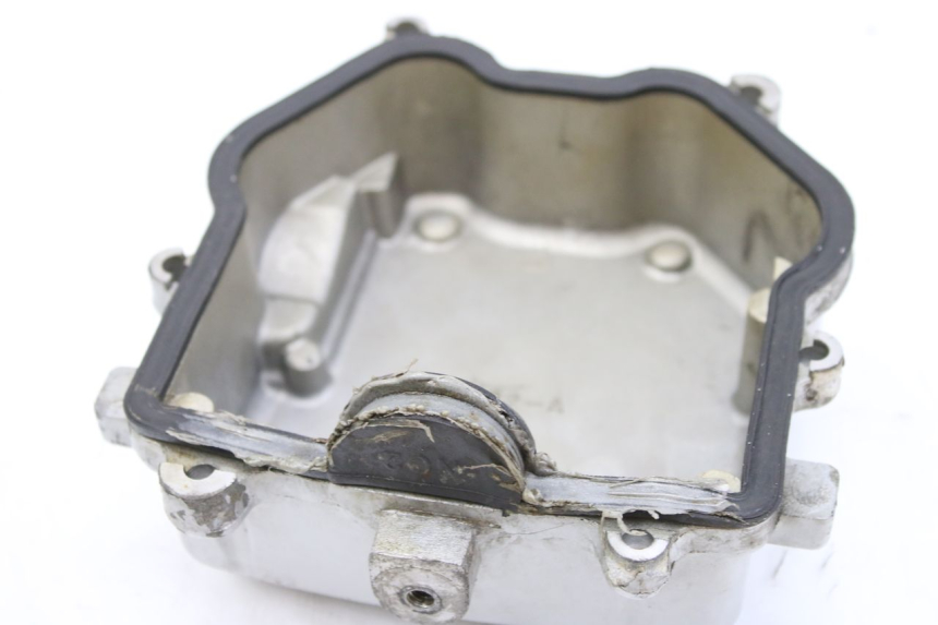 photo de VALVE COVER SYM HUSKY 125 (1999 - 2005)