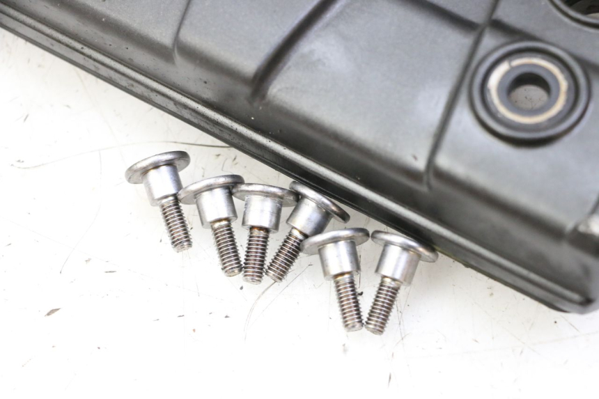 photo de ROCKER COVER YAMAHA FZ6 FAZER S2 600 (2007 - 2011)