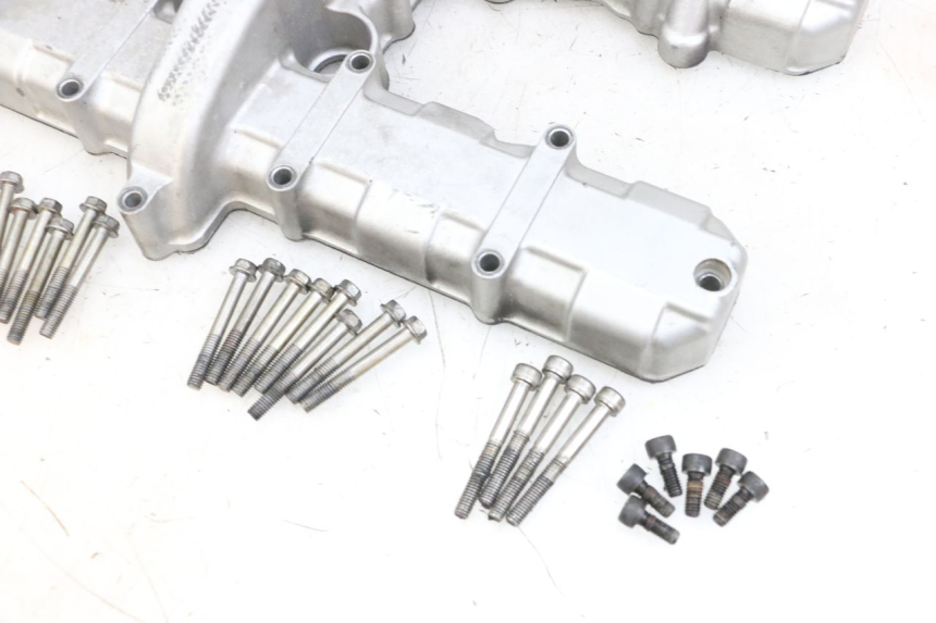 photo de ROCKER COVER KAWASAKI ZR 7 750 (1999 - 2001) - Surface and material condition