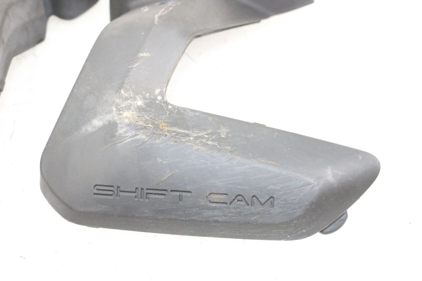 photo de CYLINDER COVER BMW R GS 1250 (2021 - 2024) - Distinctive features