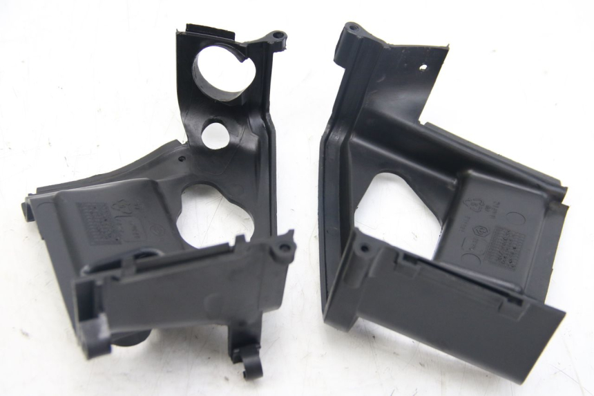 photo de CYLINDER HEAD COVER APRILIA SCARABEO 4T 50 (2009 - 2017)