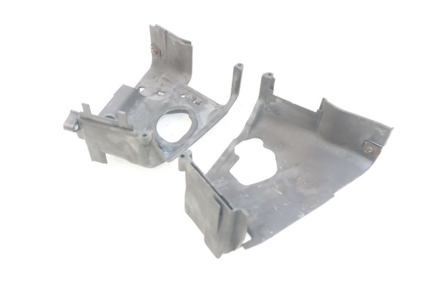 photo de CYLINDER HEAD COVER PIAGGIO VESPA LXV 125 (2006 - 2009)