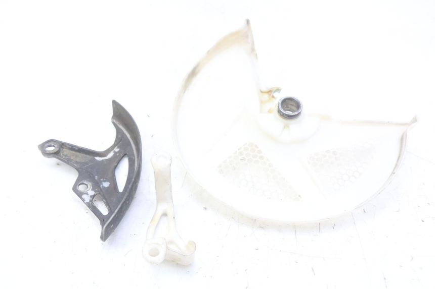 photo de BRAKE DISC COVER HONDA CRF 250 (2010 - 2013)