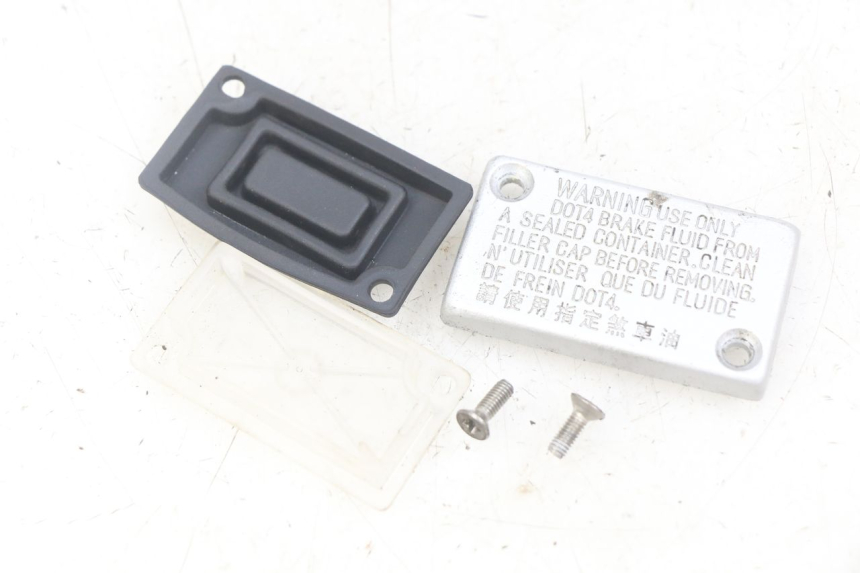 photo de MASTER CYLINDER COVER KYMCO AGILITY 4T 50 (2005 - 2018)