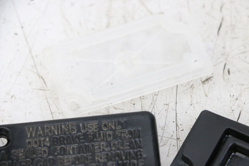 photo de MASTER CYLINDER COVER  KYMCO AGILITY 4T 50 (2018 - 2022)