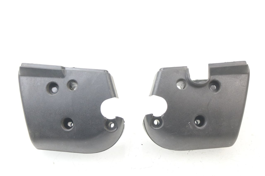 photo de MASTER CYLINDER COVER  APRILIA ATLANTIC 125 (2003 - 2009)