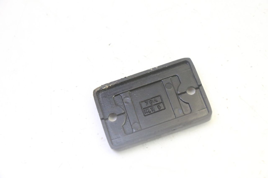 photo de MASTER CYLINDER COVER DAELIM HISTORY 125 (2001 - 2002)