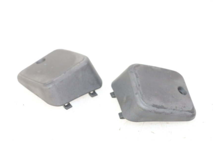 photo de MASTER CYLINDER COVER PIAGGIO MP3 RL 250 (2007 - 2010)