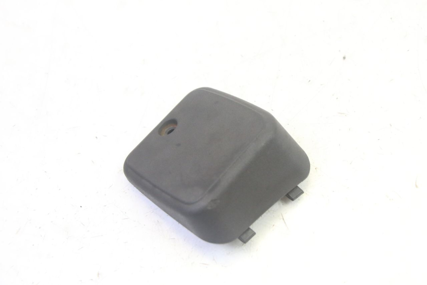 photo de MASTER CYLINDER COVER  PIAGGIO MP3 125 (2006 - 2014)