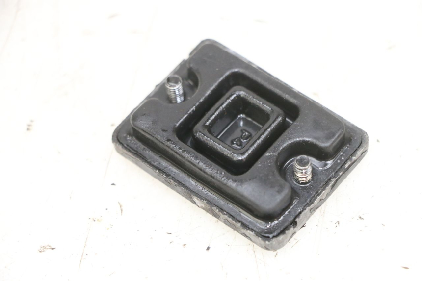 photo de MASTER CYLINDER COVER PIAGGIO NEW TYPHOON 50 (2018 - 2021) - Zoom on usage condition